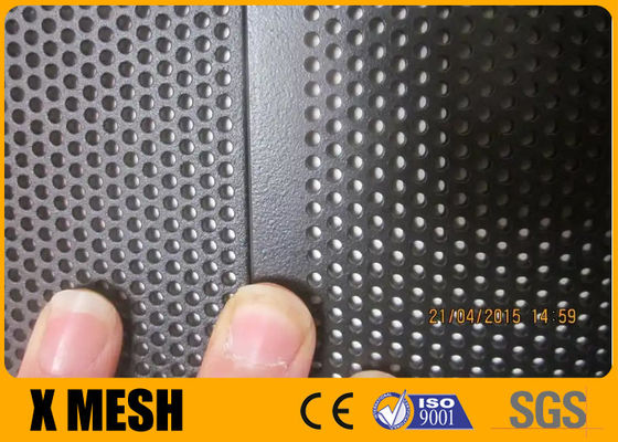 750 มม ความกว้าง Perforated Mesh Screen Panel อลูมิเนียมสลัด