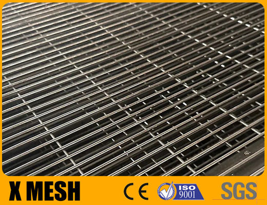 ร้อน Dip Galvanized 650g / m2 แอนติแคลมบ์ Mesh รั้วด้วยความทนทานต่อการกัดกร่อนสูง Anti Thief
