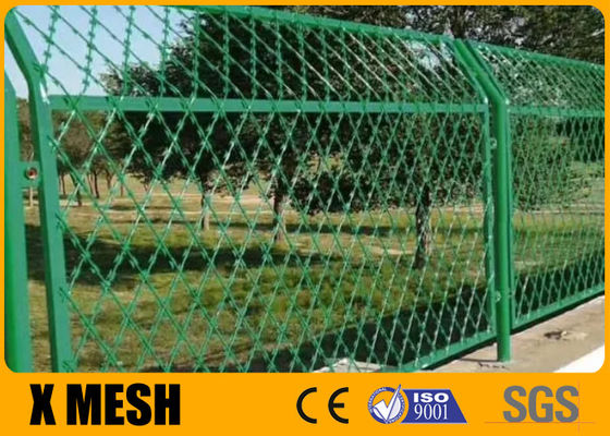 ASTM Standard Bto-22 Welded Razor Wire Mesh ใช้ในสนามบินและฐานทัพทหาร