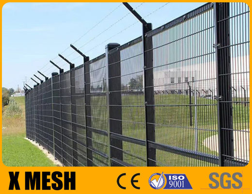 ขาวเคลือบความปลอดภัยสูง 358 สาย Mesh รั้วด้วย 12.7mm X 76.2mm สําหรับสนามบิน